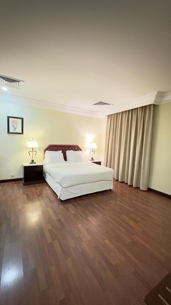 The Palace Suites Al-Khobar Eksteriør bilde