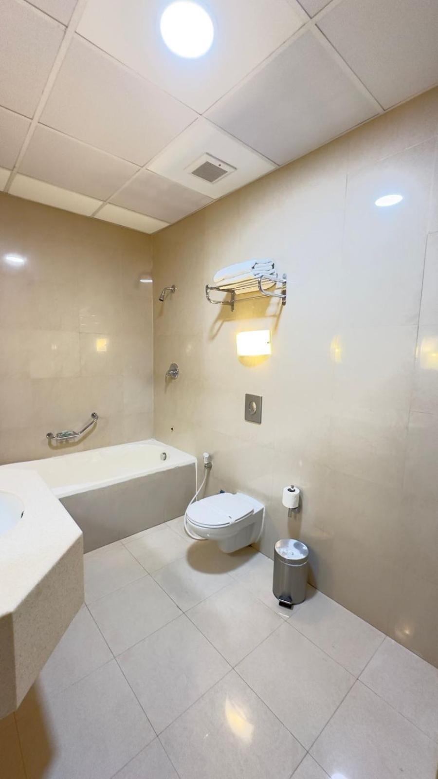 The Palace Suites Al-Khobar Eksteriør bilde